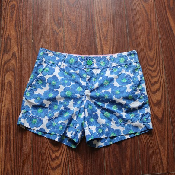 Lilly Pulitzer Pants - 52 Lilly Pulitzer Callahan Shorts sz 0 Blue Floral T019